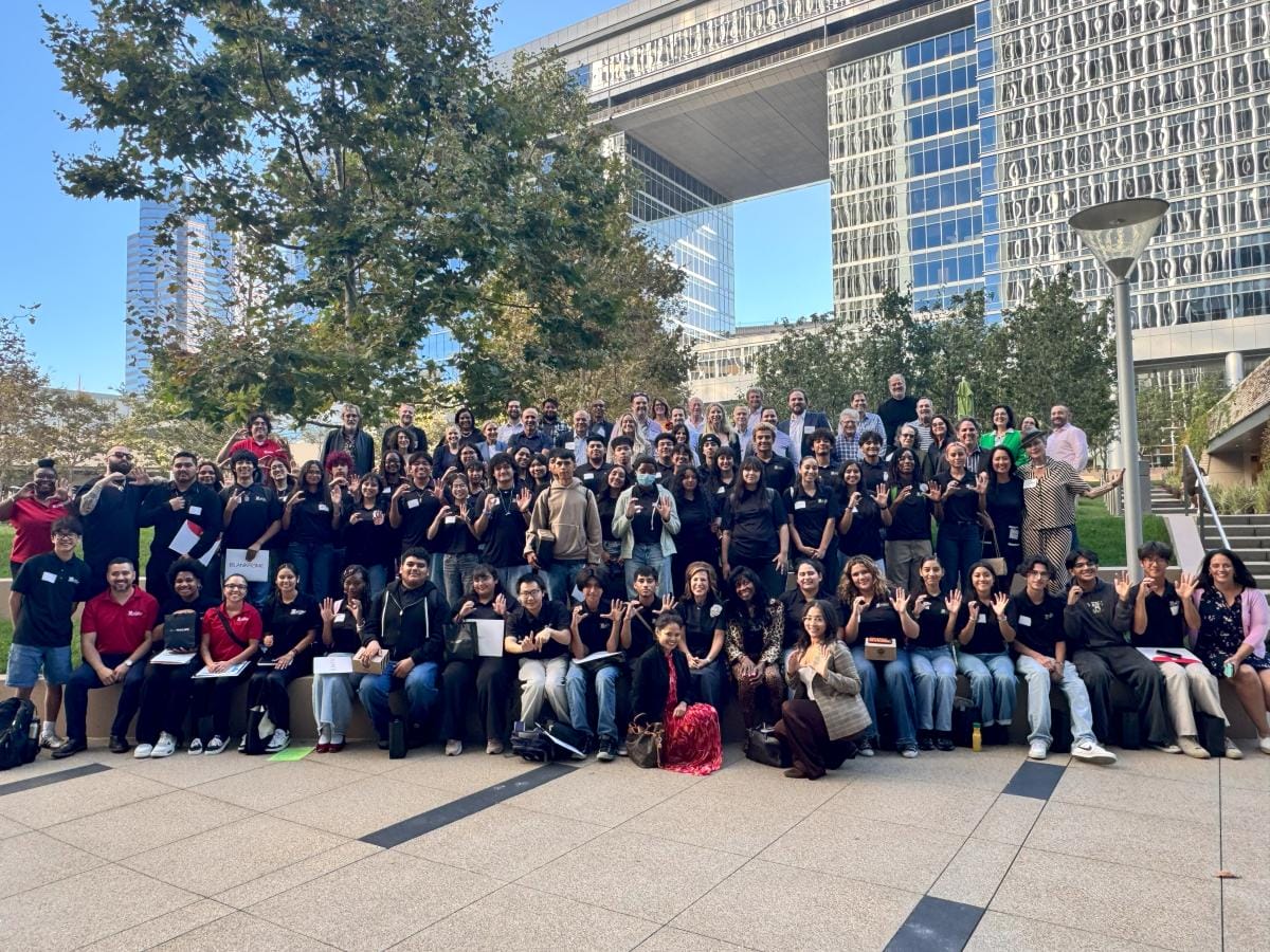 25-la-adopt_a_center_10